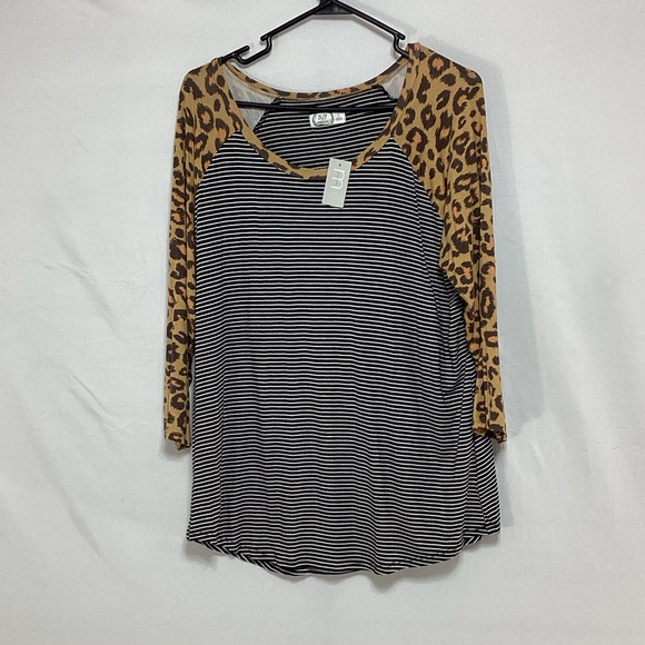 NWT Maurice’s 24/7 Large Leopard Print and Stripe Long Sleeve Top - Picture 4 of 8